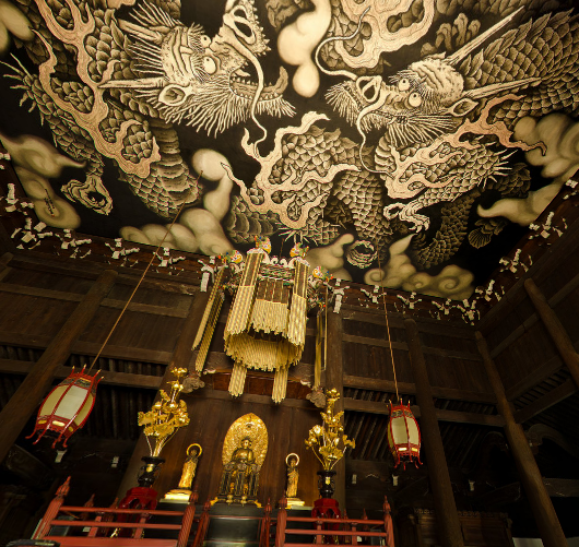 京都最古の禅寺　建仁寺 双龍図と風神雷神のパノラマビューと天気・地図
