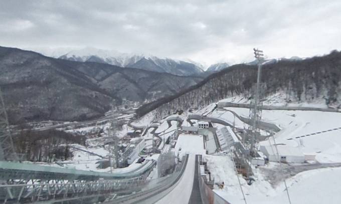 スキージャンプ台のスタート地点周辺パノラマビュー/ソチオリンピック